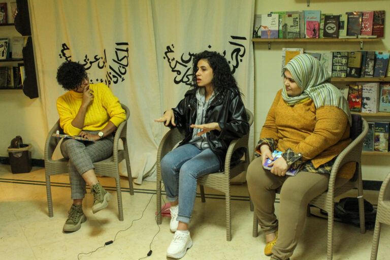 بالفيديو .. مناقشة نادي كتاب هن لـ نساء يركضن مع الذئاب