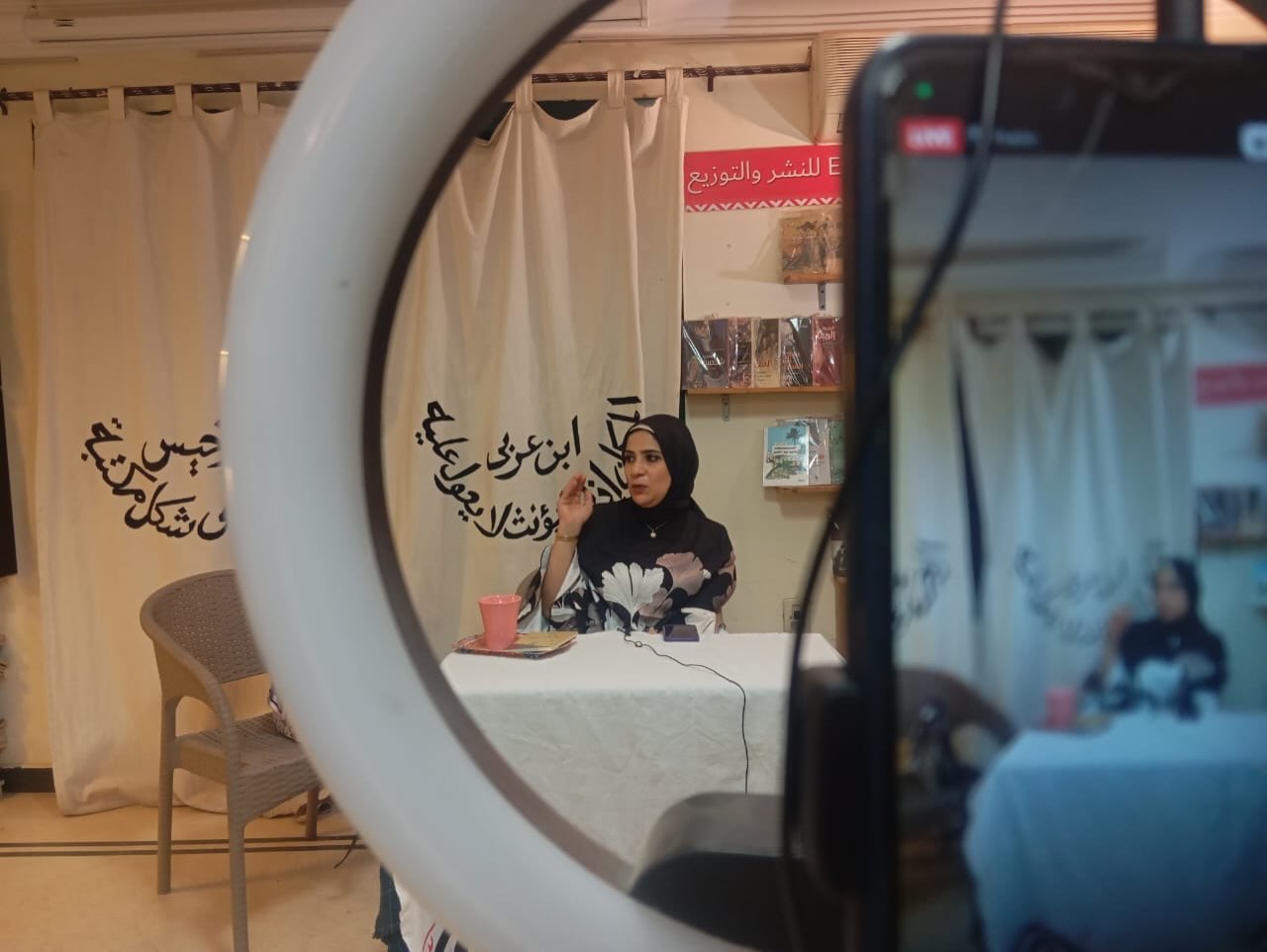 ليلة شعر مع الشاعرة آلاء فودة في دار هن
